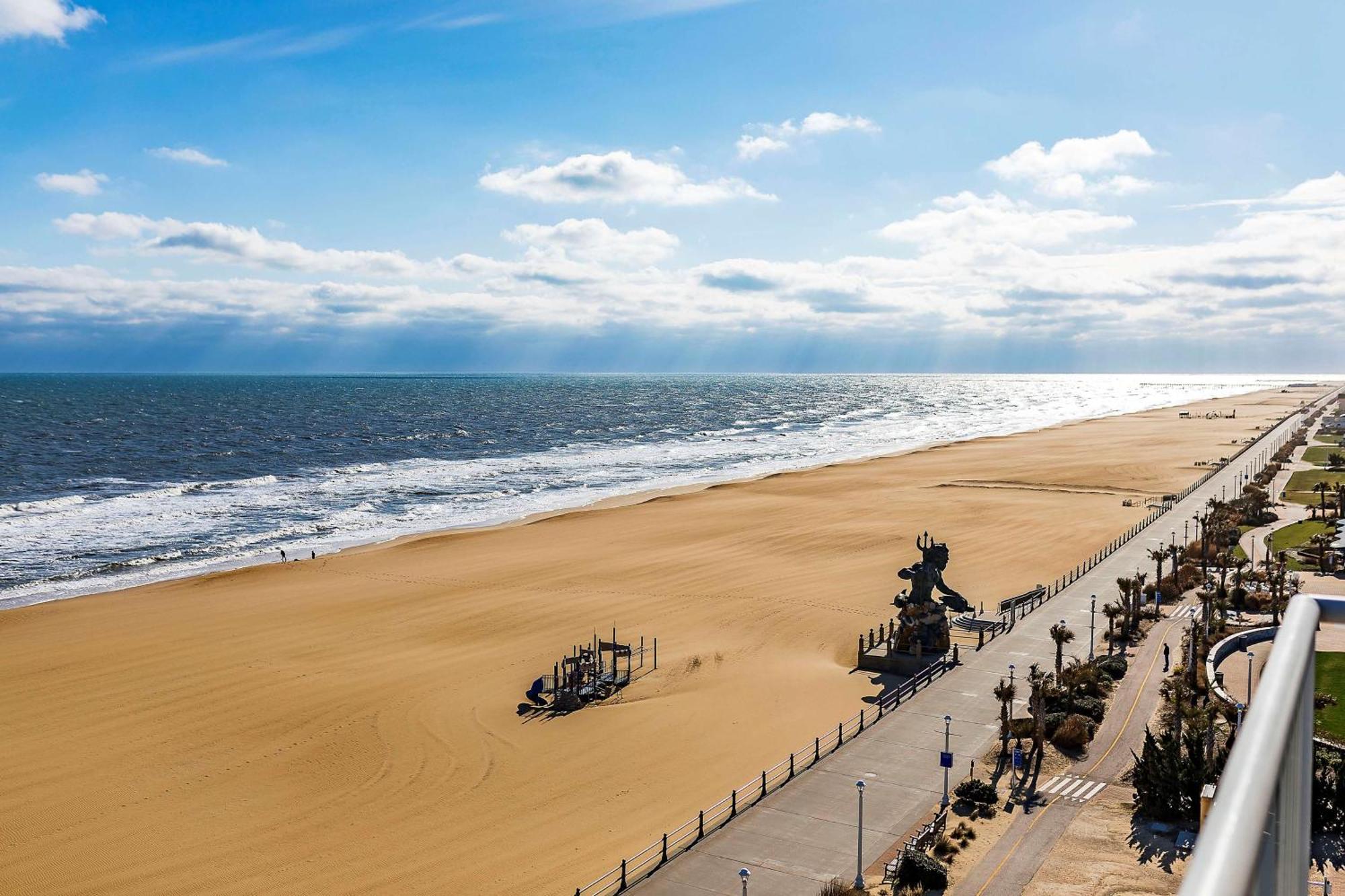 Hampton Inn Virginia Beach Oceanfront North Экстерьер фото