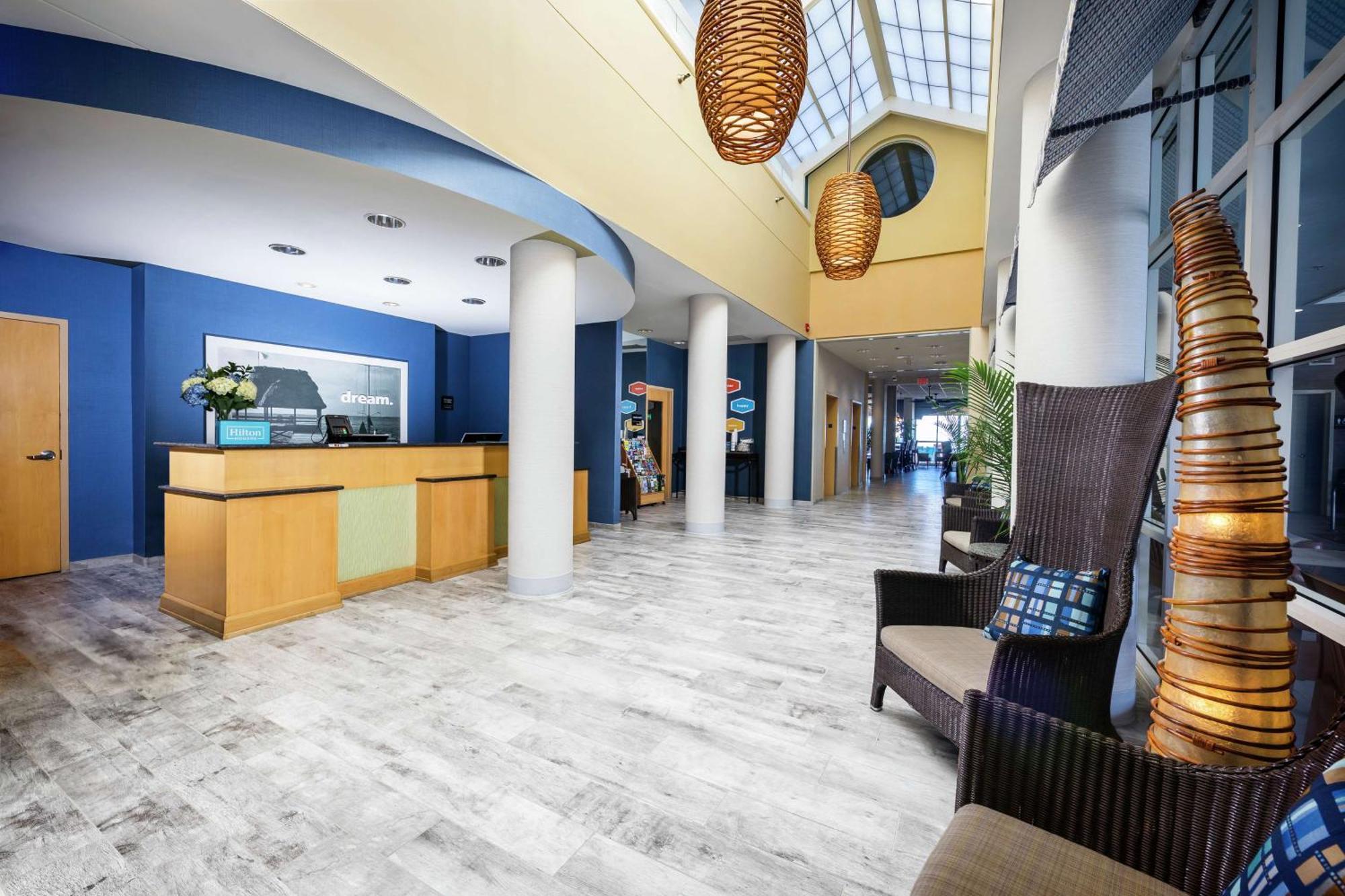 Hampton Inn Virginia Beach Oceanfront North Экстерьер фото