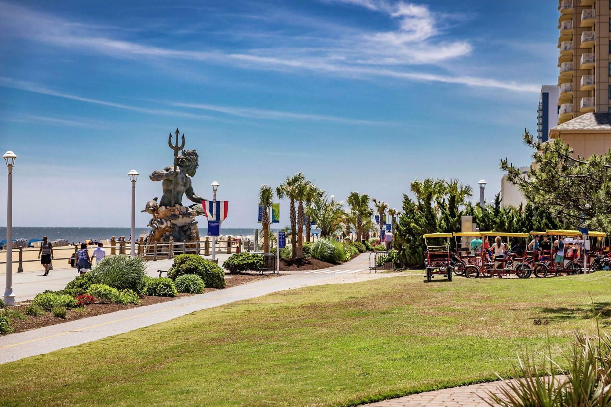 Hampton Inn Virginia Beach Oceanfront North Экстерьер фото