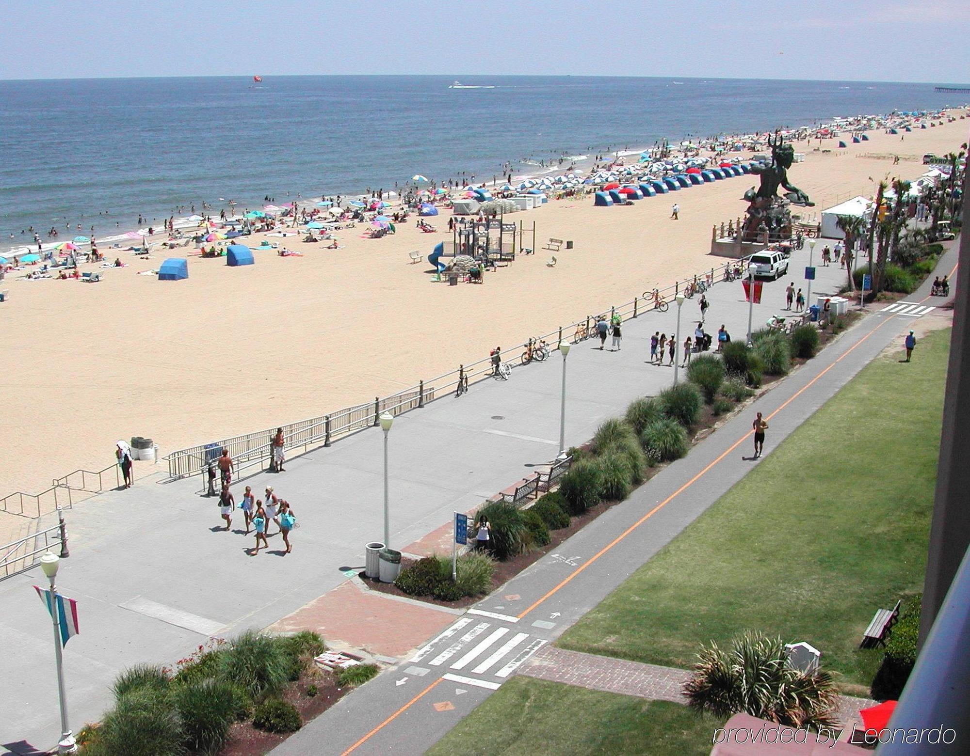 Hampton Inn Virginia Beach Oceanfront North Удобства фото